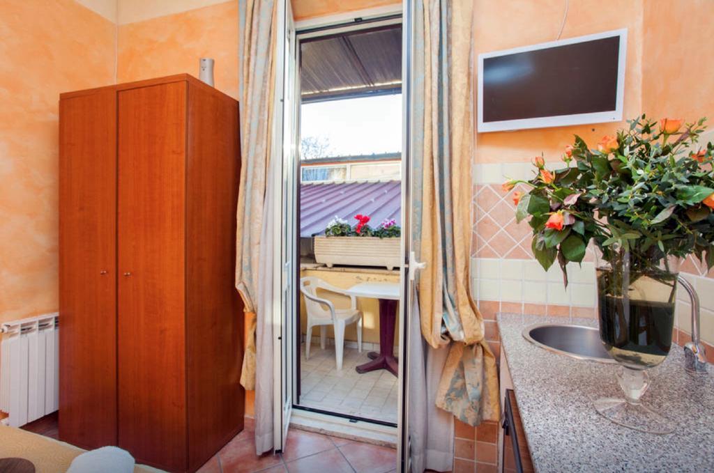 Residenza Camilla Pensión Roma