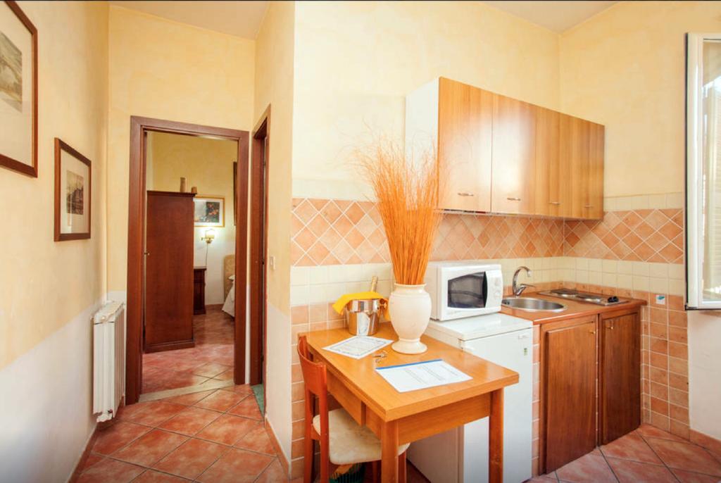 Residenza Camilla Pensión 3*