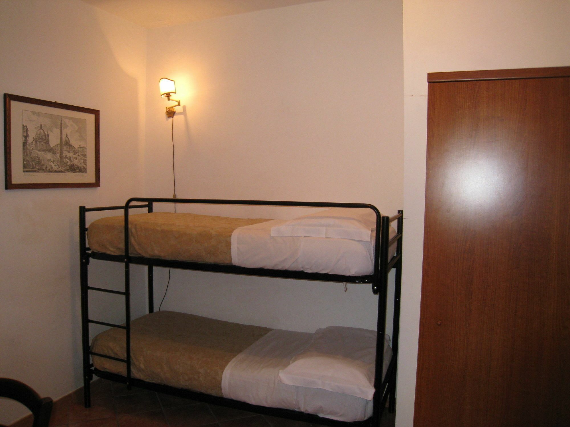 Residenza Camilla Pensión Roma